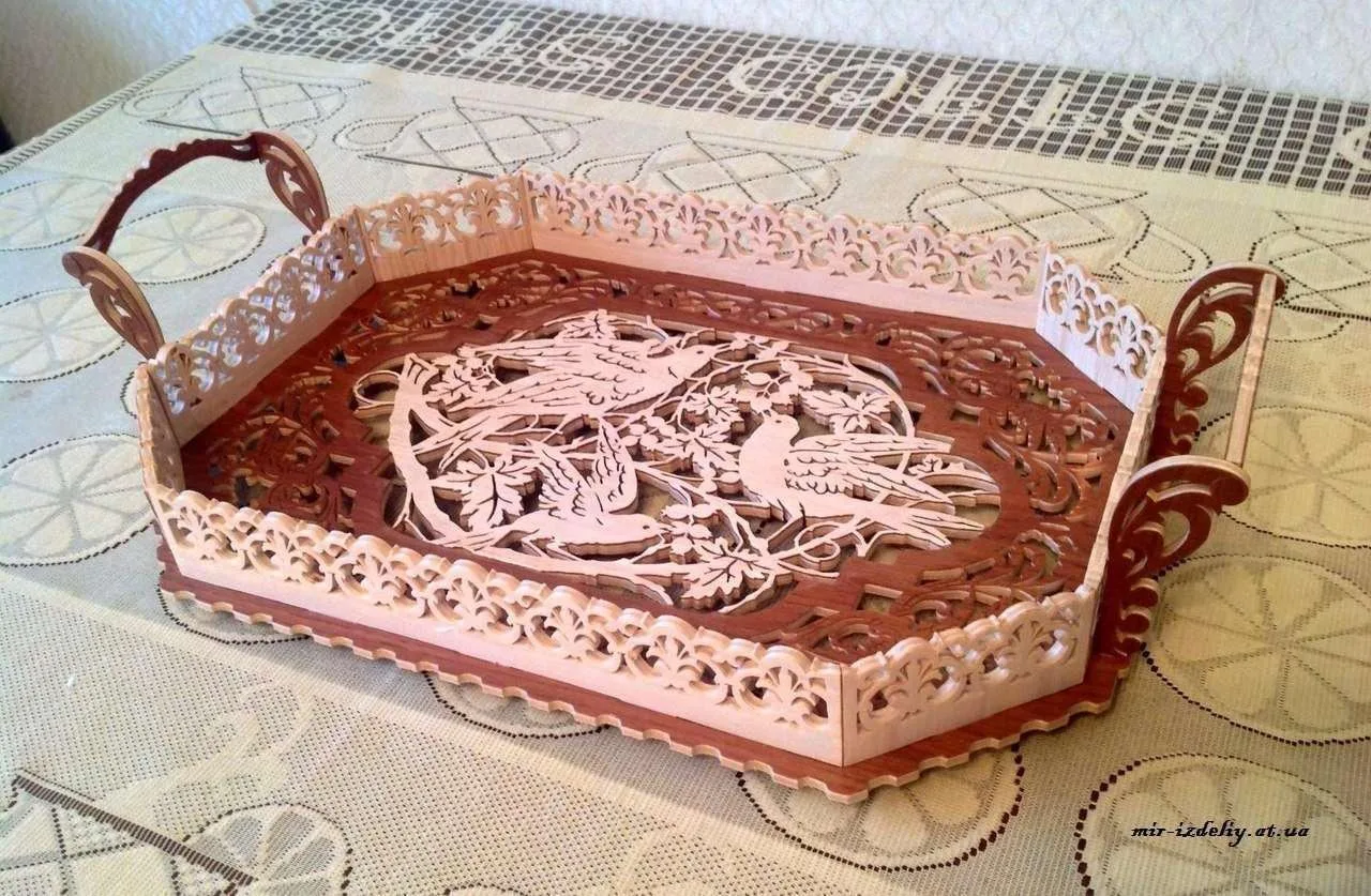 Ahşap Desenli Tepsi