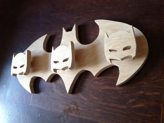 Batman Kıyafet Askısı