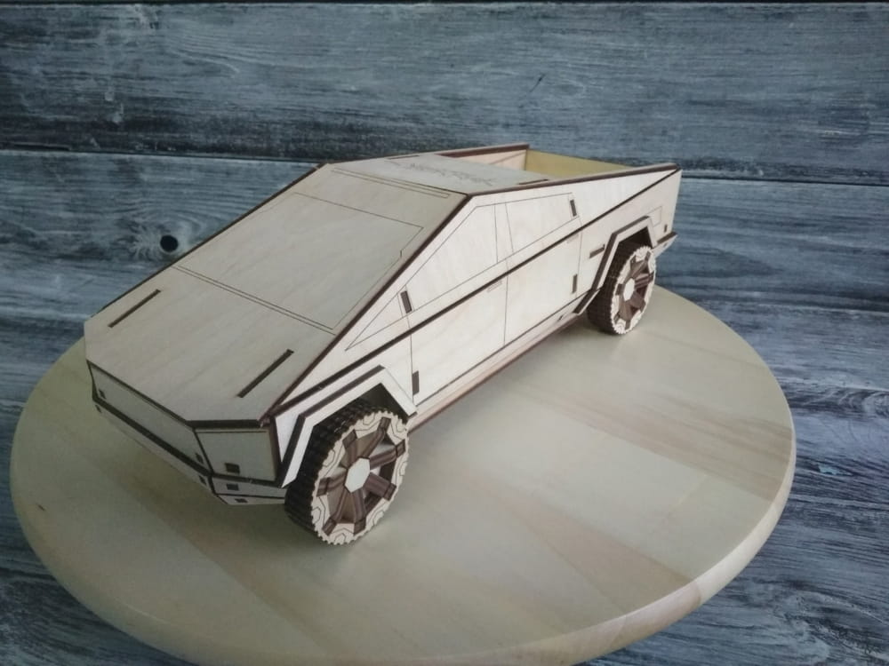 Tesla Cybertruck Ahşap Model