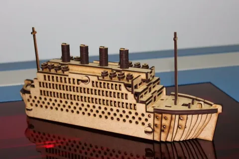 3D Titanic Gemi Puzzle