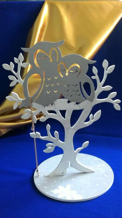 Ağaç Desenli Takı Standı
