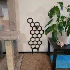 Lazer Kesim Bal Arısı Desenli Bitki Destek Çubuğu