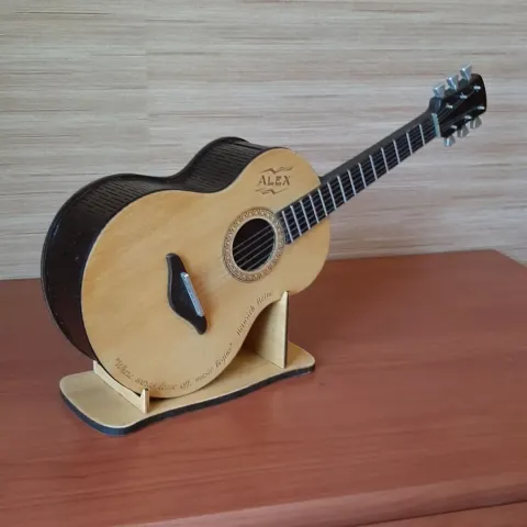 Gitar Dekorlu Kumbara