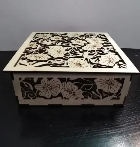 Ahşap Dekoratif Kapaklı Hediyelik Kutu