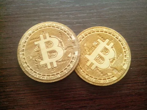 Bitcoin Sembolü