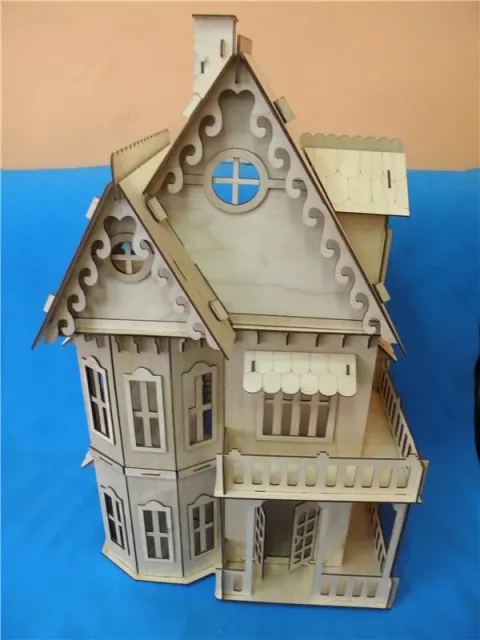 İki Katlı Maket Ev