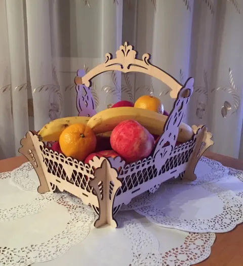 Dekoratif Meyve Sepeti