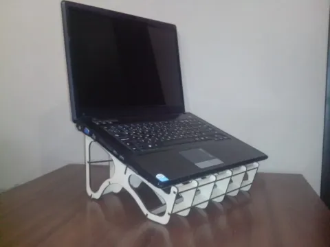 Ahşap Dizüstü Bilgisayar Standı